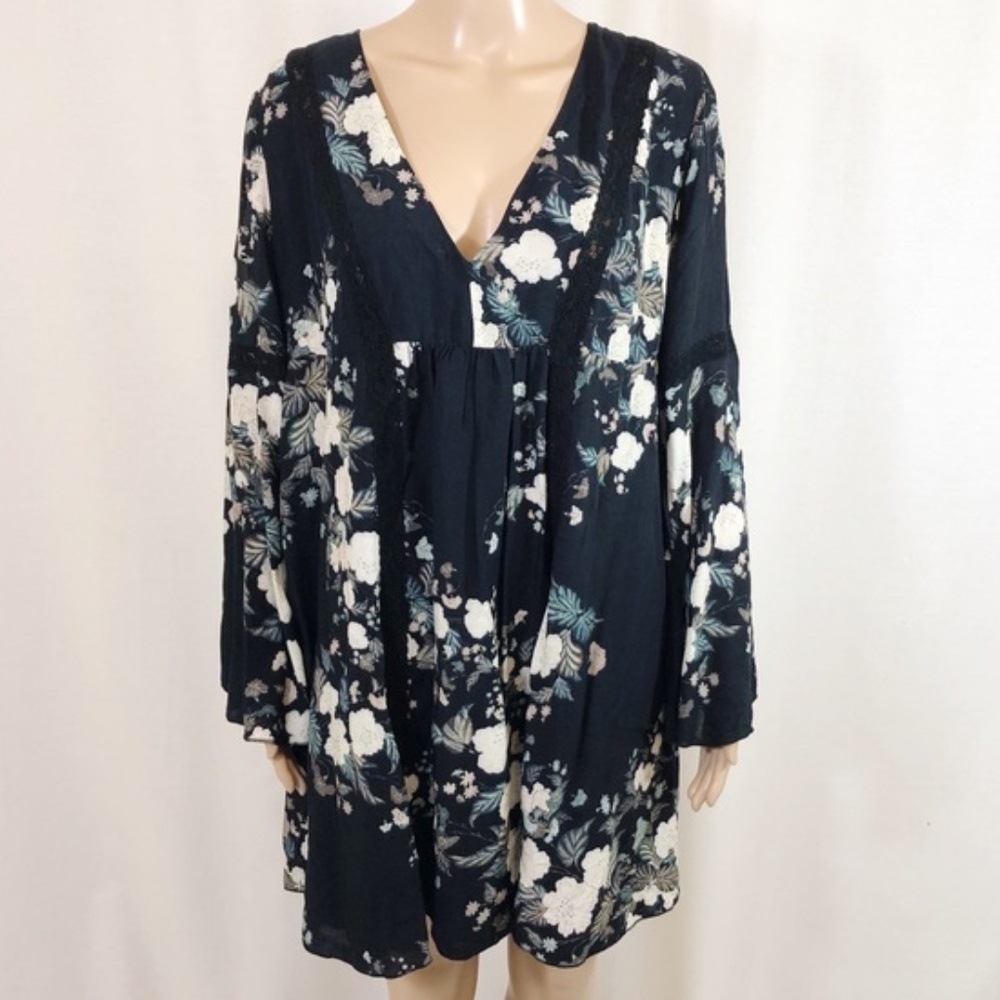 Johnny Was Boho Floral Print Dress with Lace SZ S